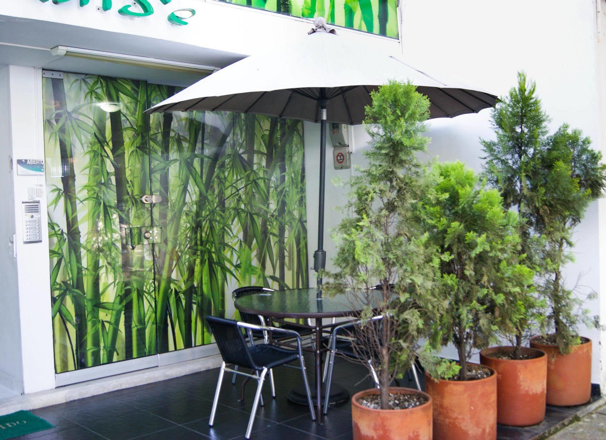 Hotel Paradise Lleras Медельїн Екстер'єр фото